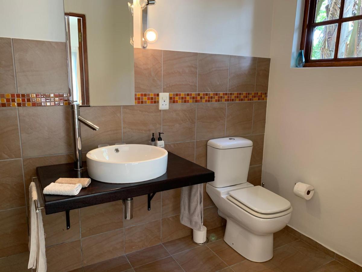 Private room in Ambiente Guest House Knysna Extérieur photo